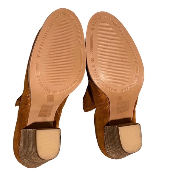 Artisan By Zigi Women’s Suede Slip On Sally Ankle Boot Size 9 - Picture 7 of 8